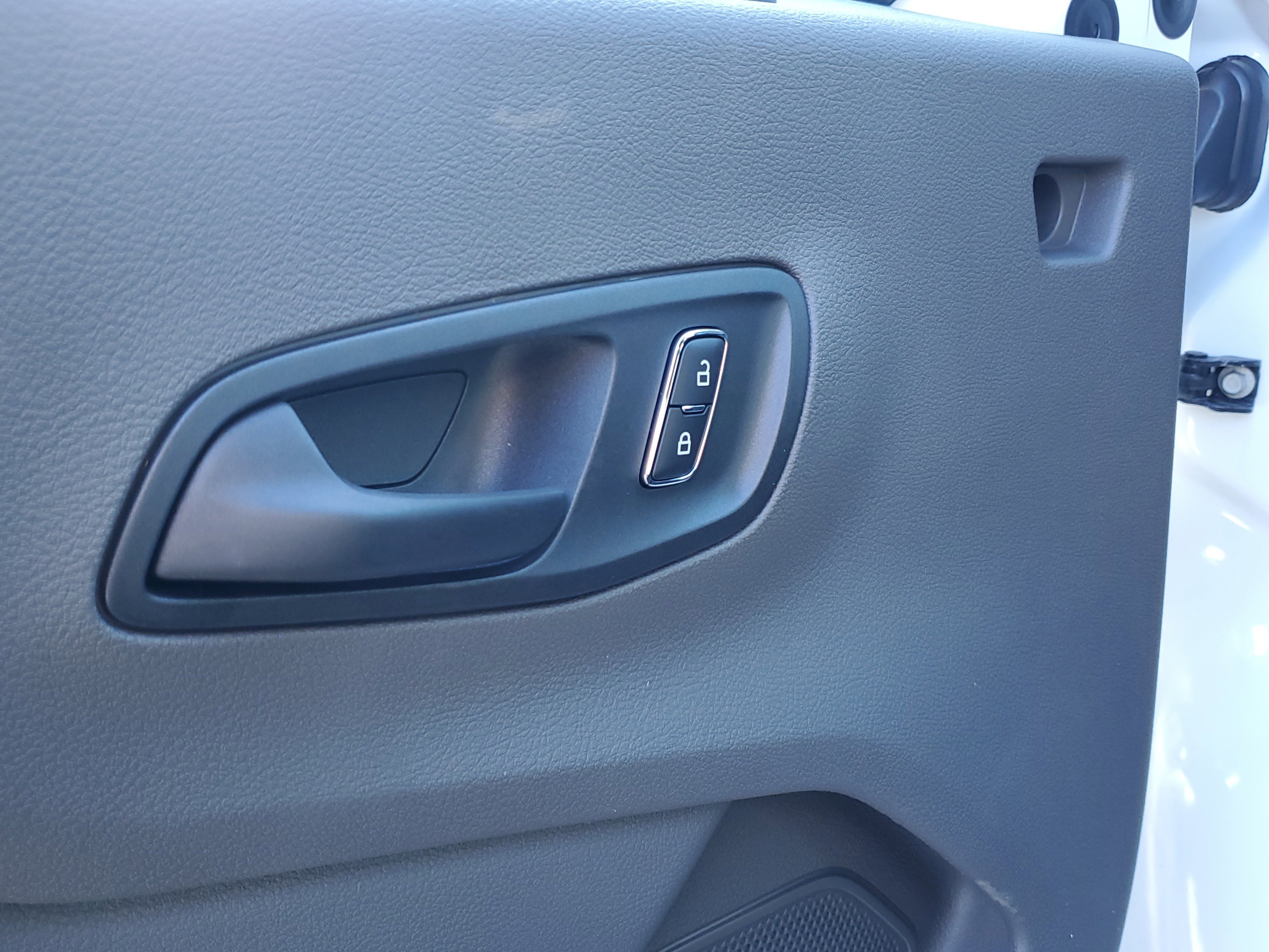 New 2025 Ford Transit 250 148 Medium Roof w/ Load Area Protection Package image 17