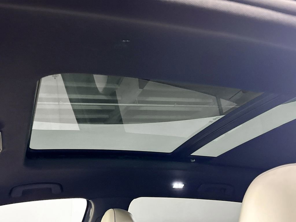 Certified 2024 Volkswagen Atlas Cross Sport SEL Premium R-Line image 19