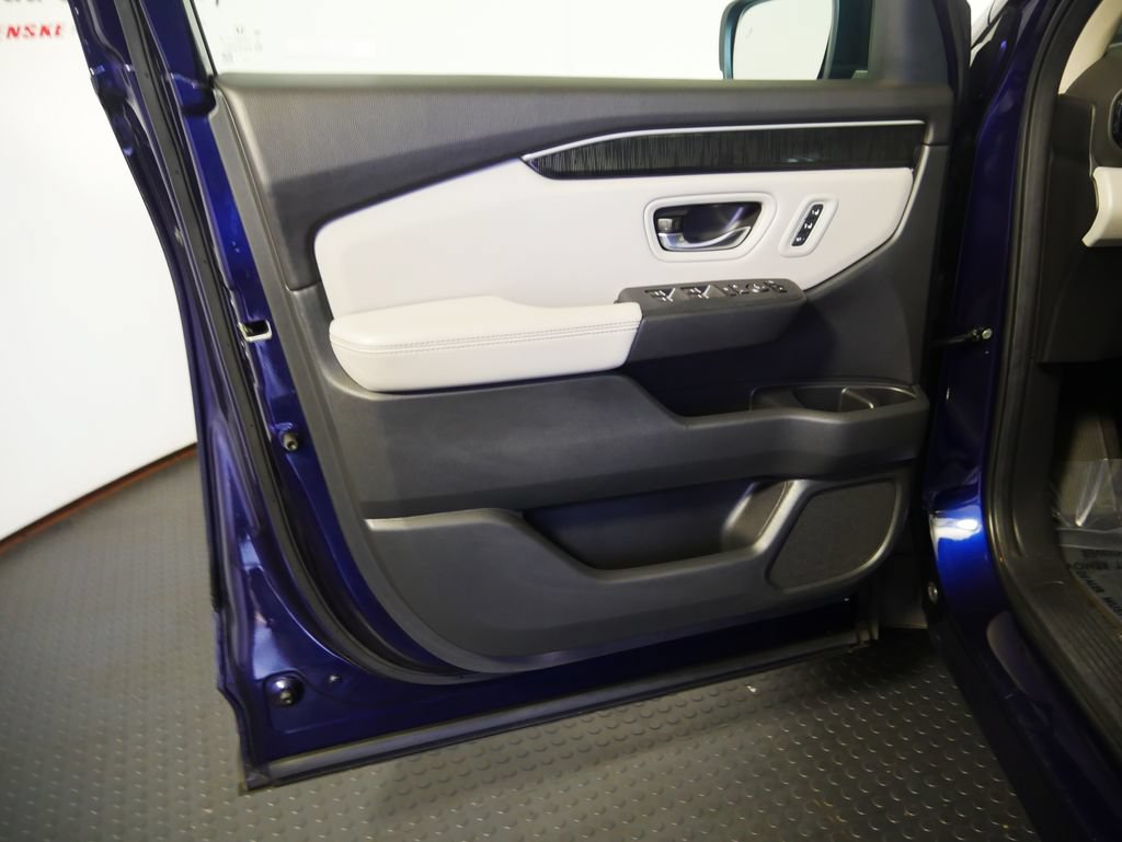 Used 2023 Honda Pilot Elite image 14