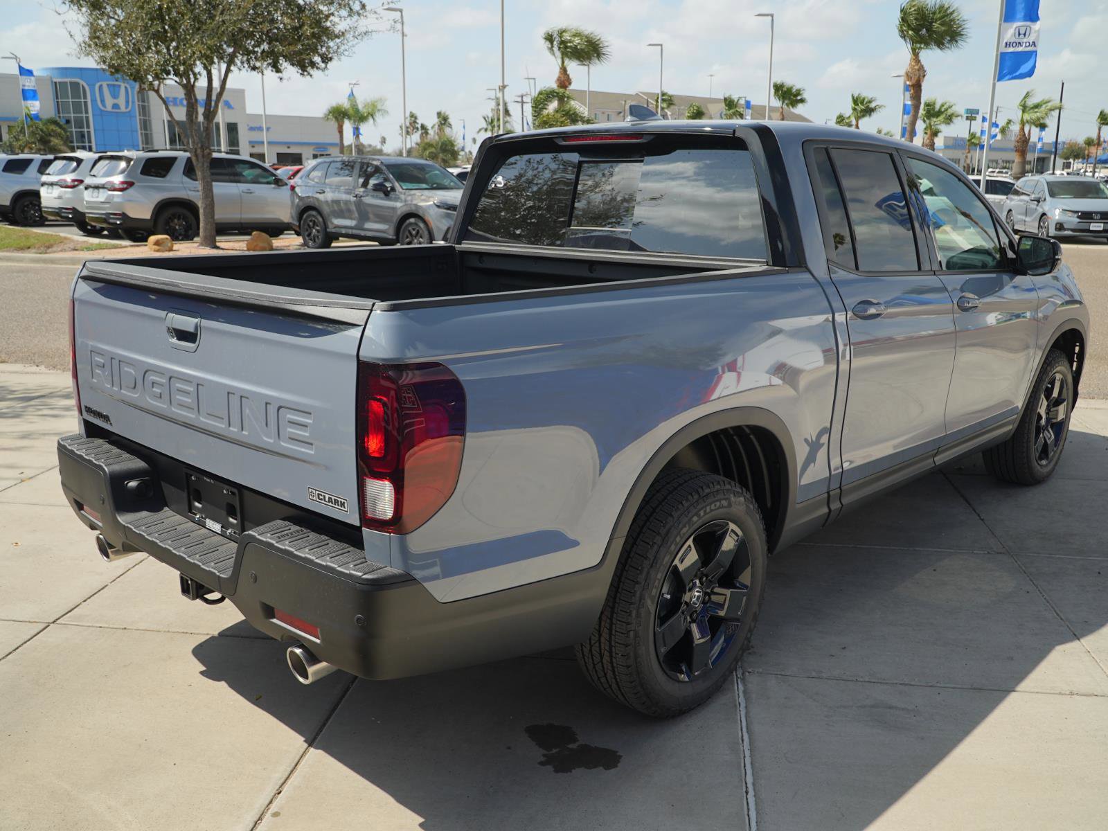 New 2026 Honda Ridgeline Black Edition image 5