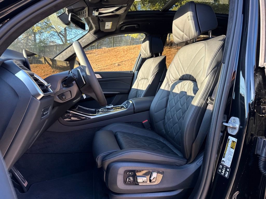 New 2026 BMW X7 xDrive40i w/ M Sport Package image 10