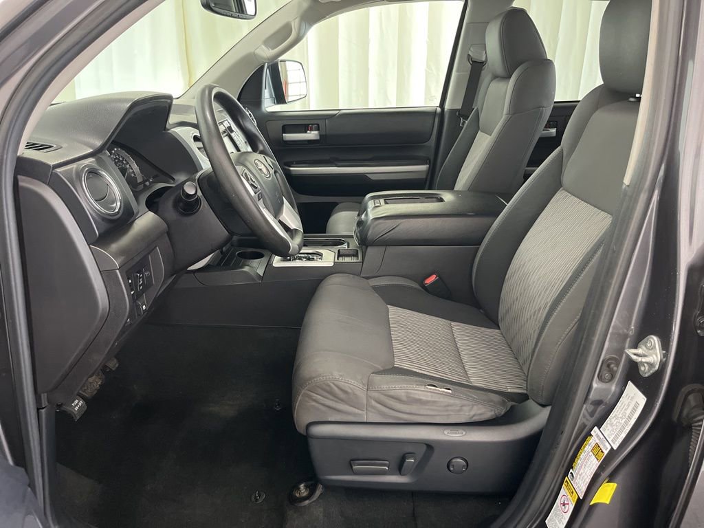 Used 2016 Toyota Tundra SR5 w/ SR5 Upgrade Package image 4