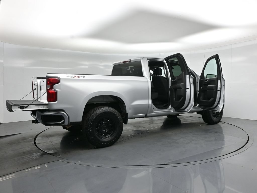 Used 2020 Chevrolet Silverado 1500 LT w/ Trailering Package AWD/4WD image 5