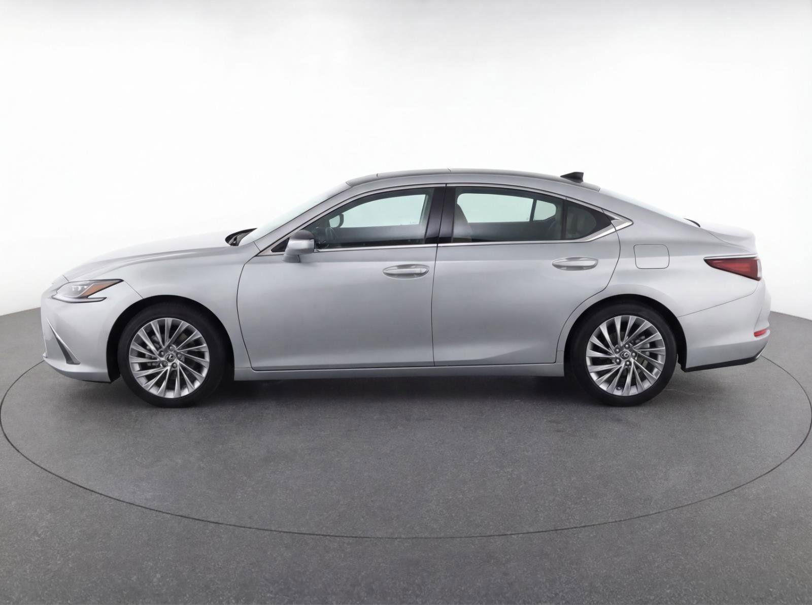 Used 2020 Lexus ES 350 Ultra Luxury w/ Accessory Package 2 image 6