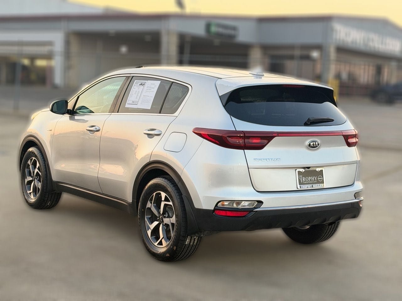 Used 2020 Kia Sportage LX AWD/4WD image 7
