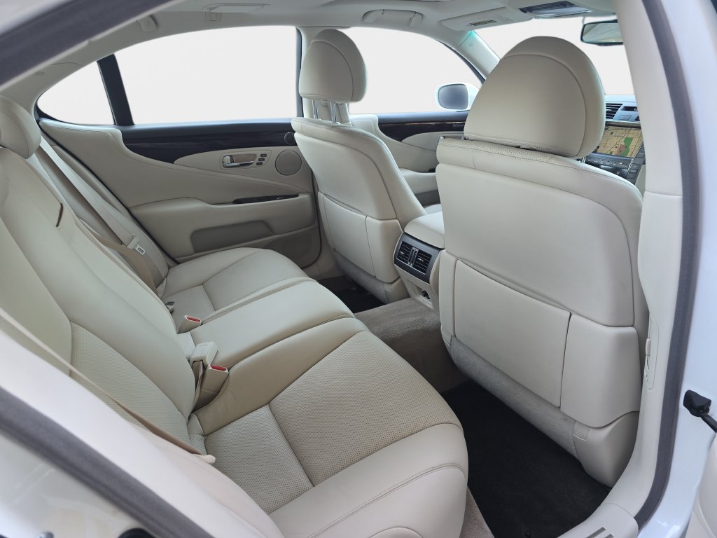 Used 2008 Lexus LS 460 RWD image 14