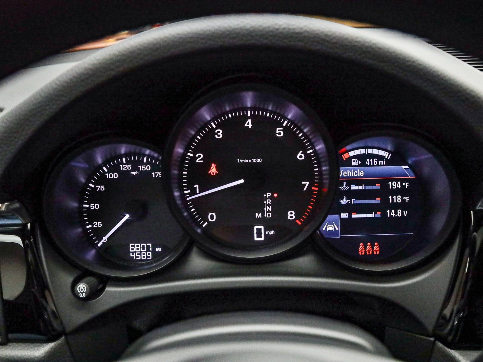 Certified 2025 Porsche Macan image 29