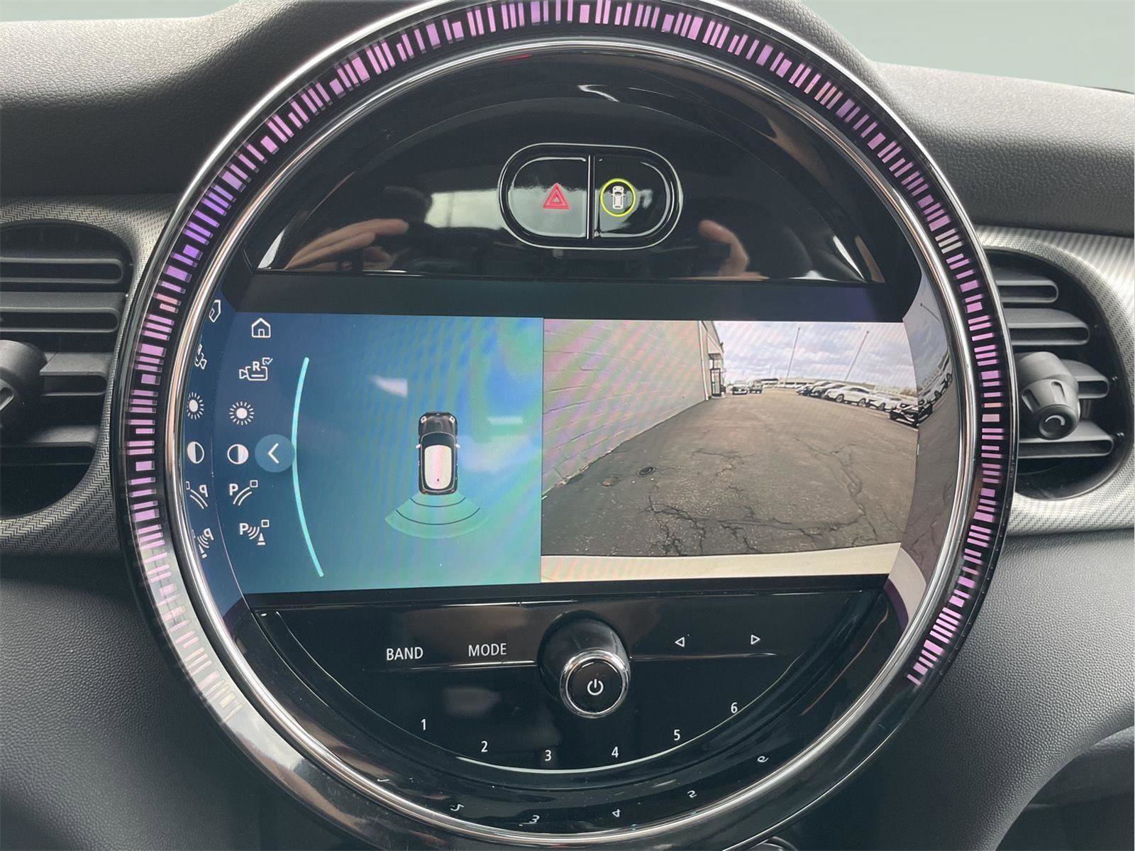 Used 2023 MINI Cooper 2-Door Hardtop FWD image 25