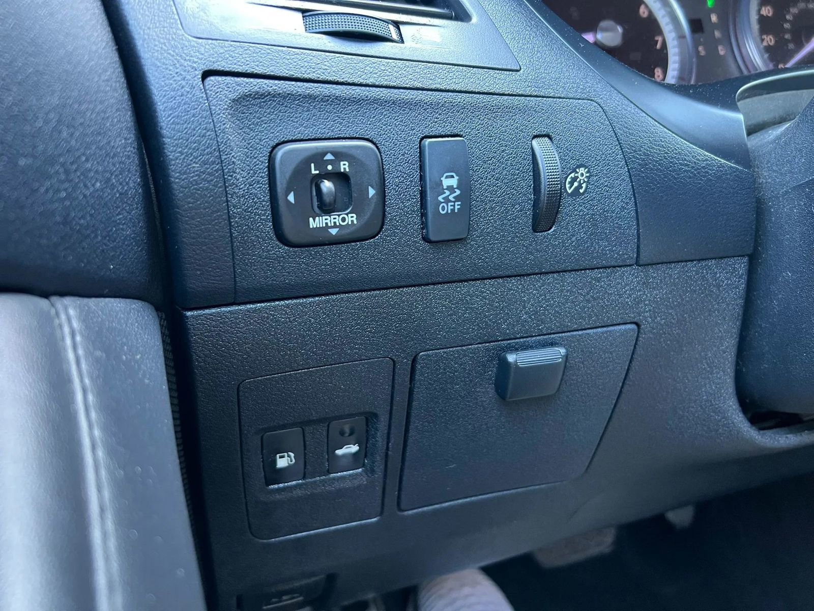 Used 2010 Lexus ES 350 image 19