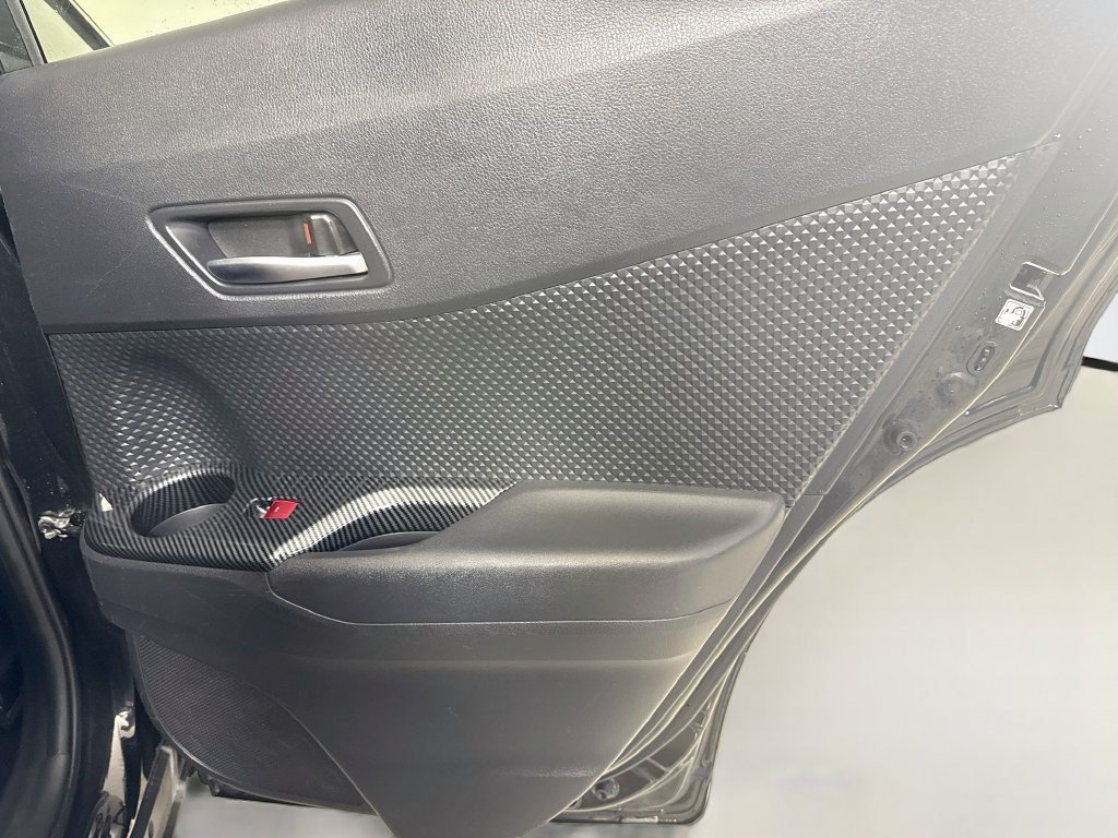 Used 2019 Toyota C-HR LE FWD image 26