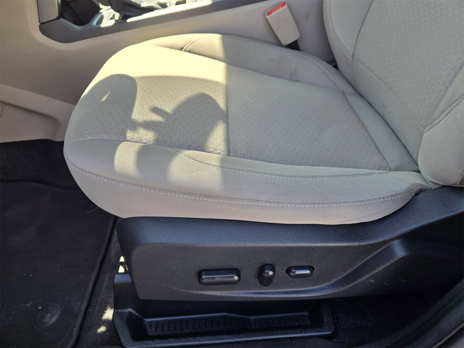 Used 2017 Ford Escape SE w/ Equipment Group 201A image 22