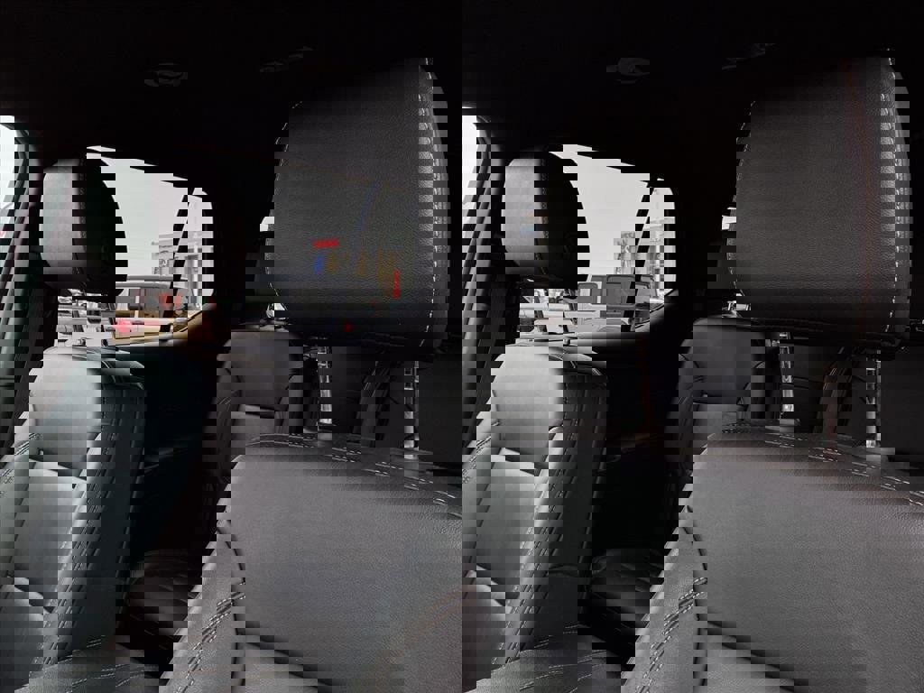 Used 2023 Chevrolet Traverse LT w/ LPO, Floor Liner Package image 17