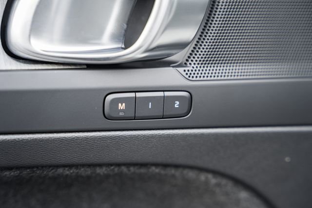 New 2026 Volvo EX40 Plus w/ Climate Package image 38