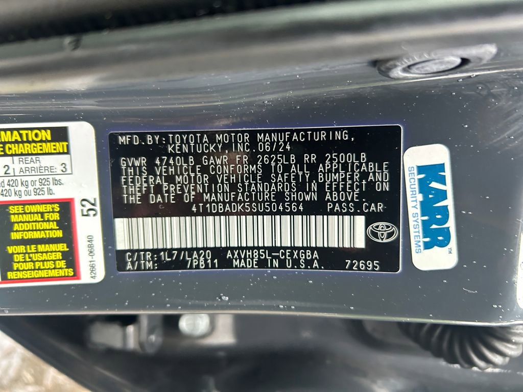 Used 2025 Toyota Camry XLE image 34