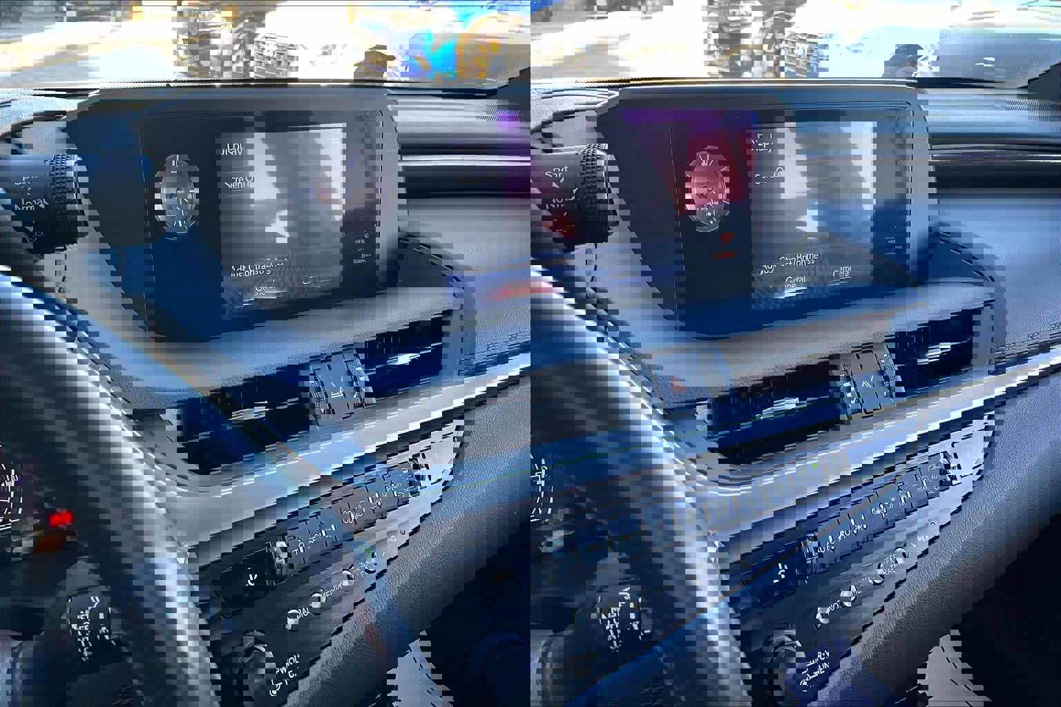 Used 2019 Lexus ES 350 w/ Accessory Package 2 image 6