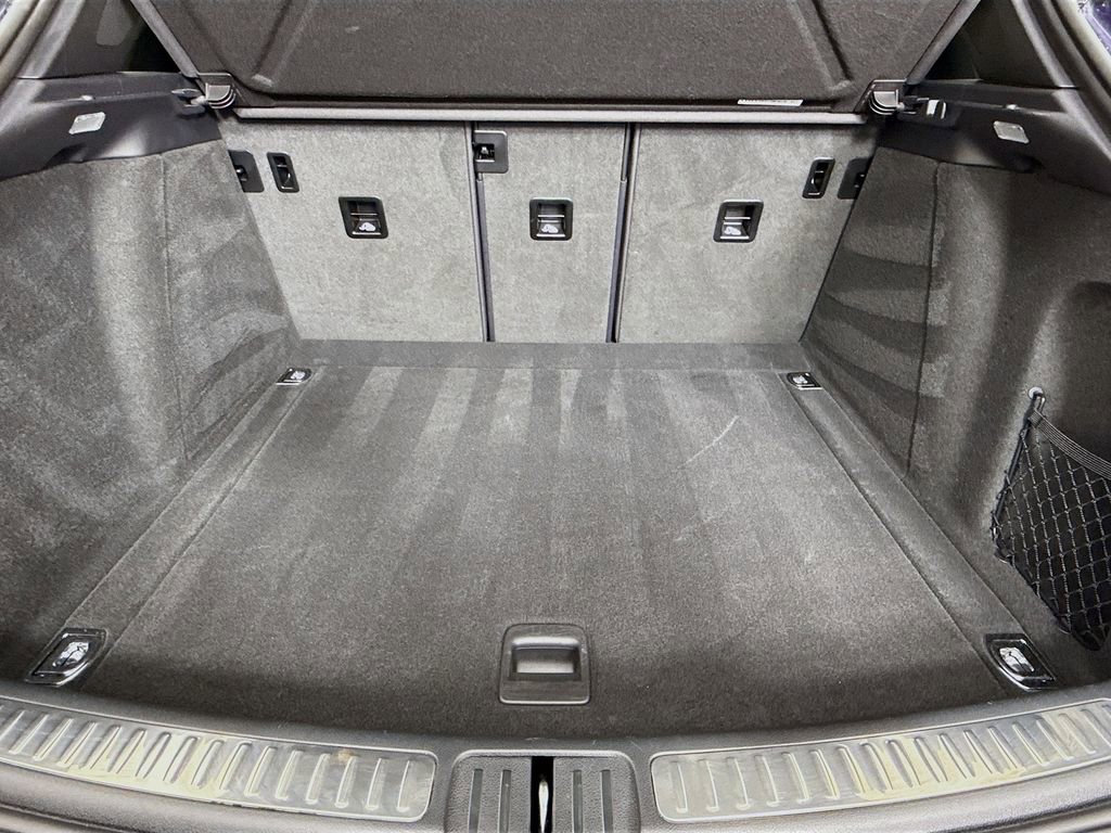 Certified 2024 Porsche Macan image 27