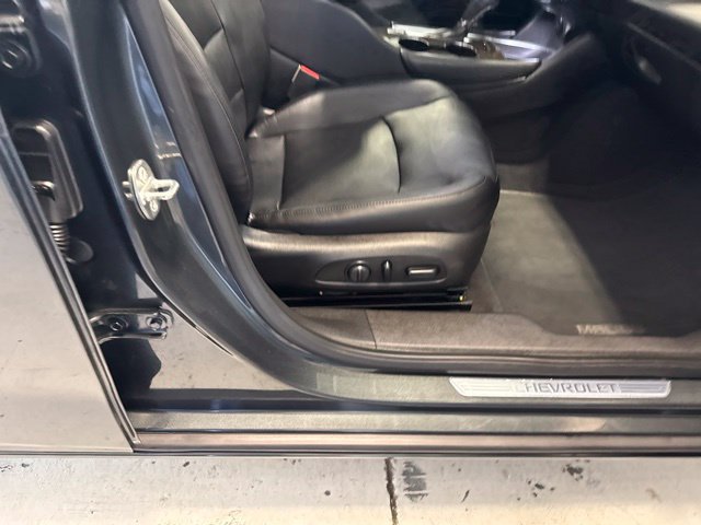 Used 2017 Chevrolet Malibu Premier w/ Premier Sun and Wheel Package FWD image 17