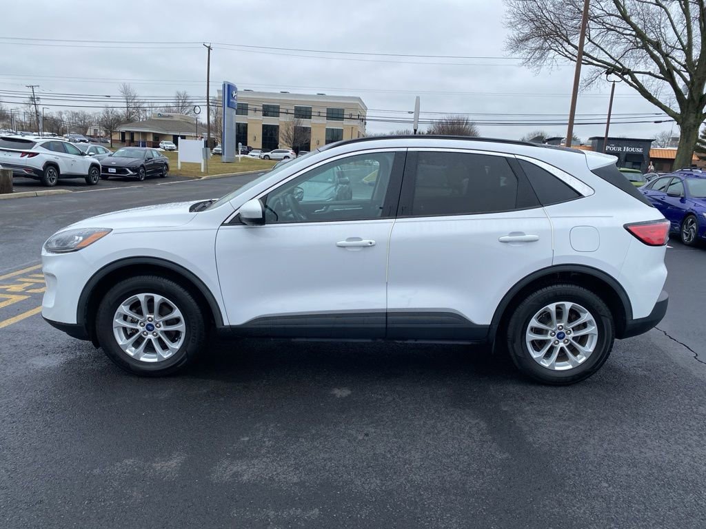 Used 2020 Ford Escape SE image 7