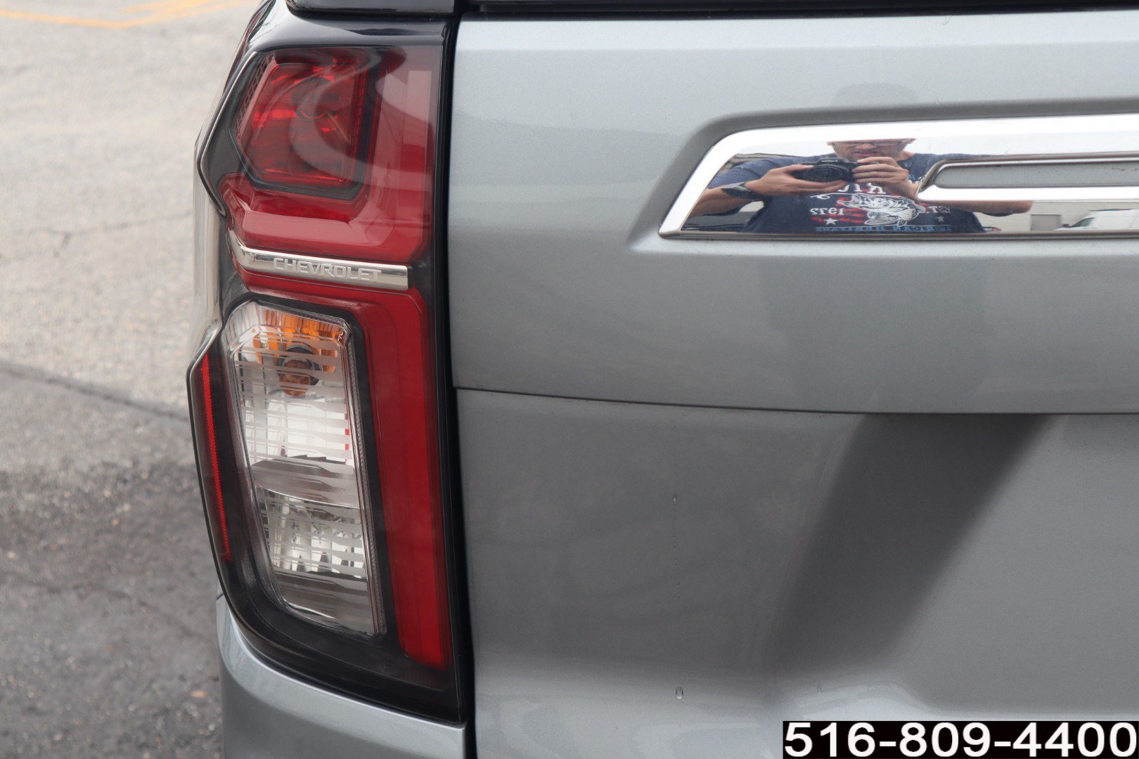 Used 2023 Chevrolet Suburban Premier AWD/4WD image 36