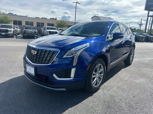 Used 2023 Cadillac XT5 Premium Luxury w/ Technology Package AWD/4WD image 1