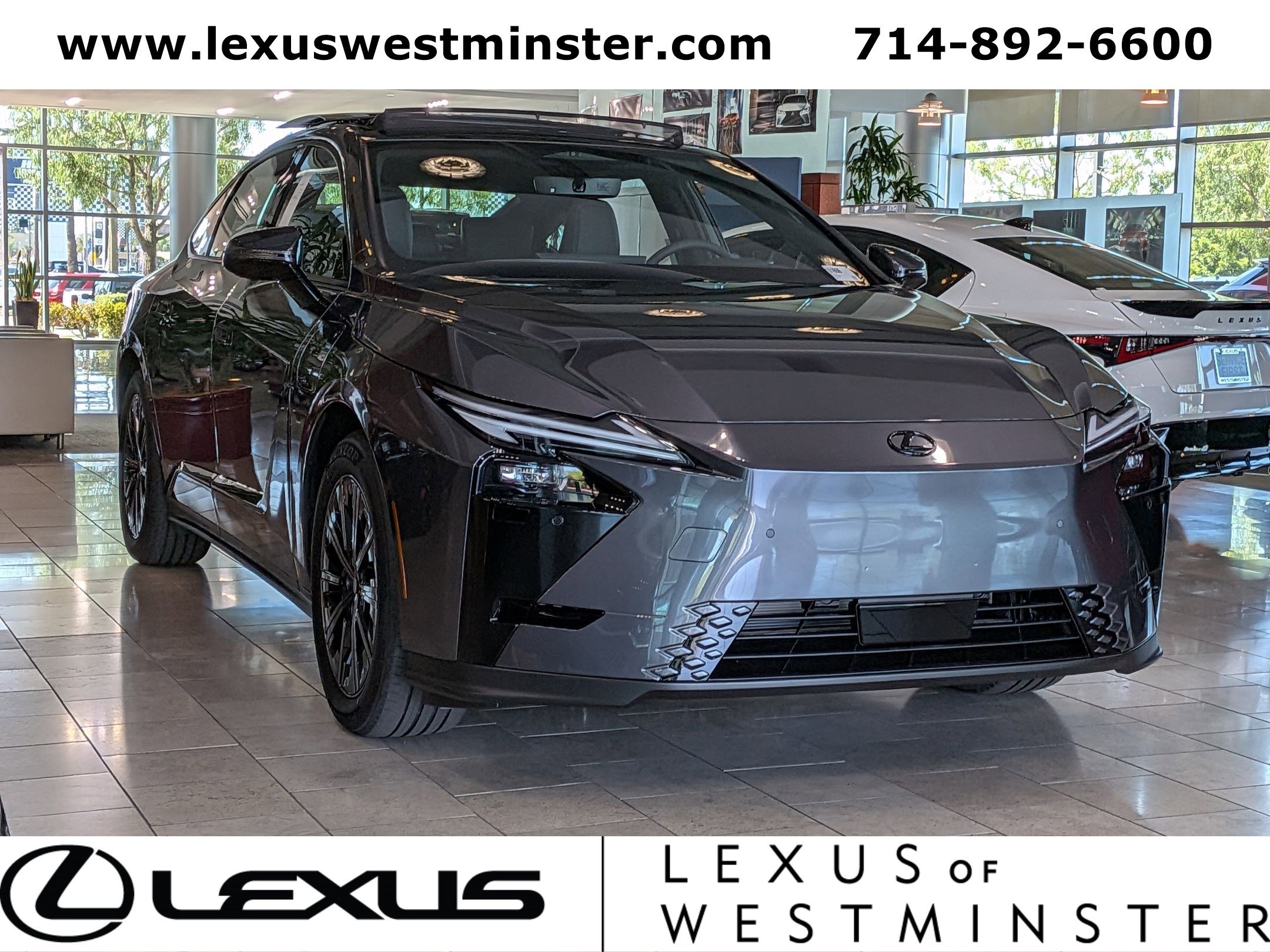 New 2026 Lexus ES 350e FWD image 4