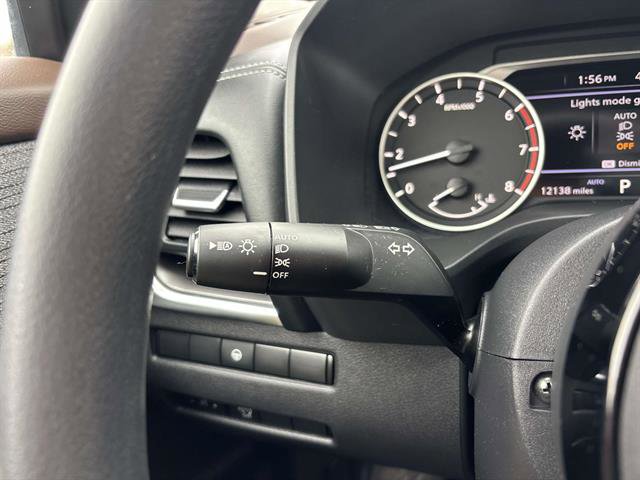 Used 2023 Nissan Rogue SV image 26