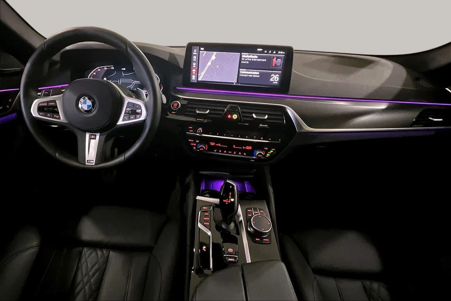 Certified 2023 BMW 530i xDrive w/ M Sport Package AWD/4WD image 15