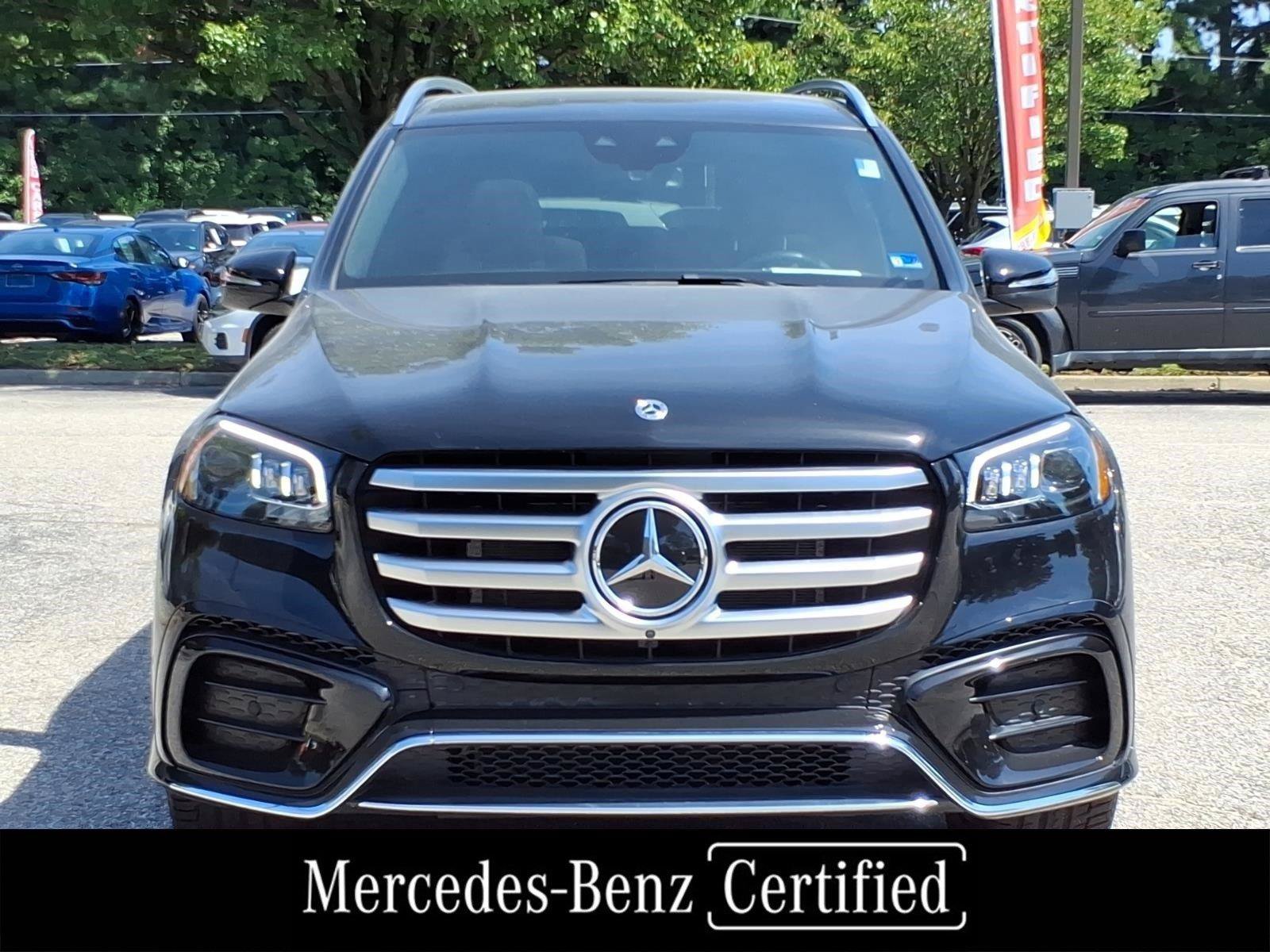 Used 2025 Mercedes-Benz GLS 580 4MATIC image 2
