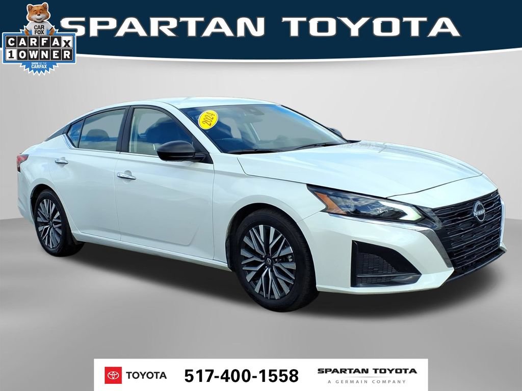 Used 2024 Nissan Altima 2.5 SV FWD image 4