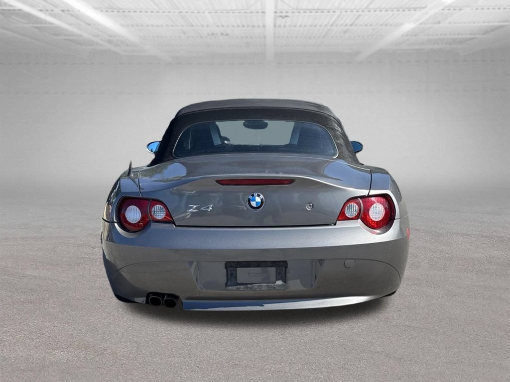 Used 2005 BMW Z4 3.0i RWD image 5