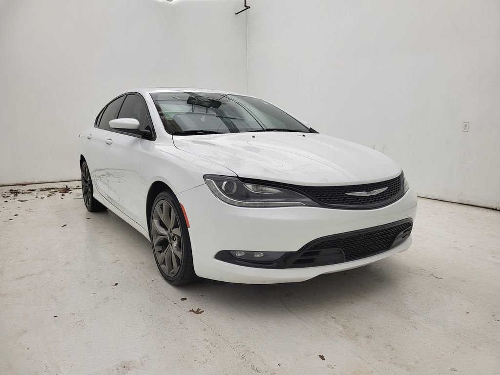 Used 2016 Chrysler 200 S w/ Navigation & Sound Group I image 17