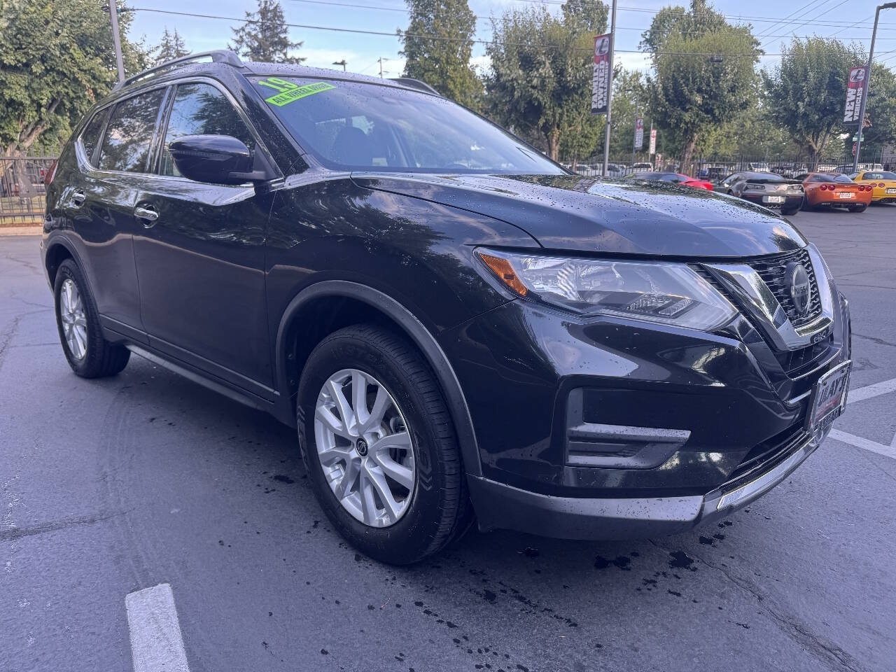 Used 2019 Nissan Rogue SV AWD/4WD image 6
