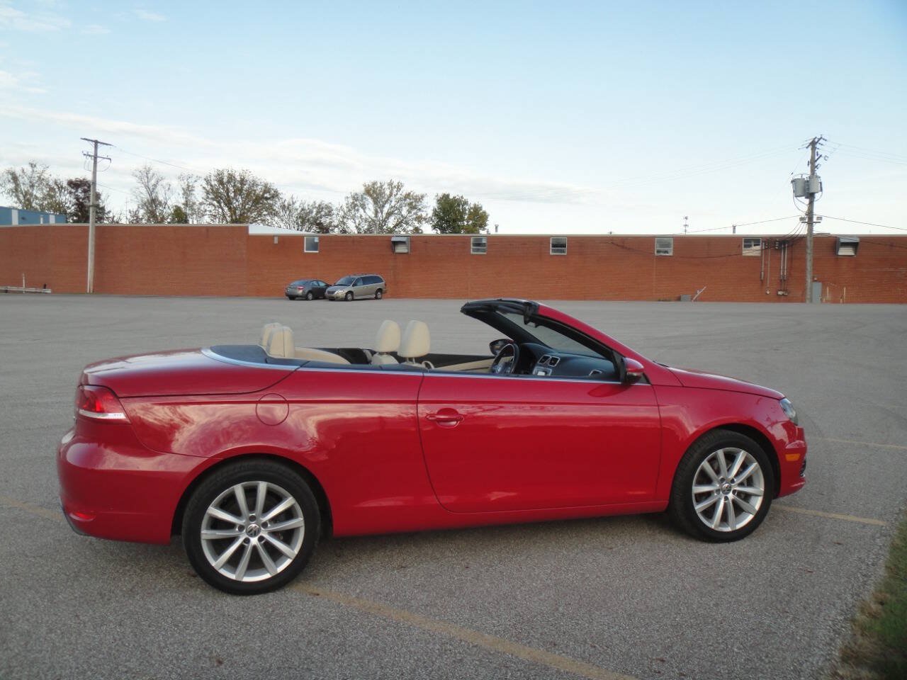 Used 2012 Volkswagen Eos Komfort FWD image 16