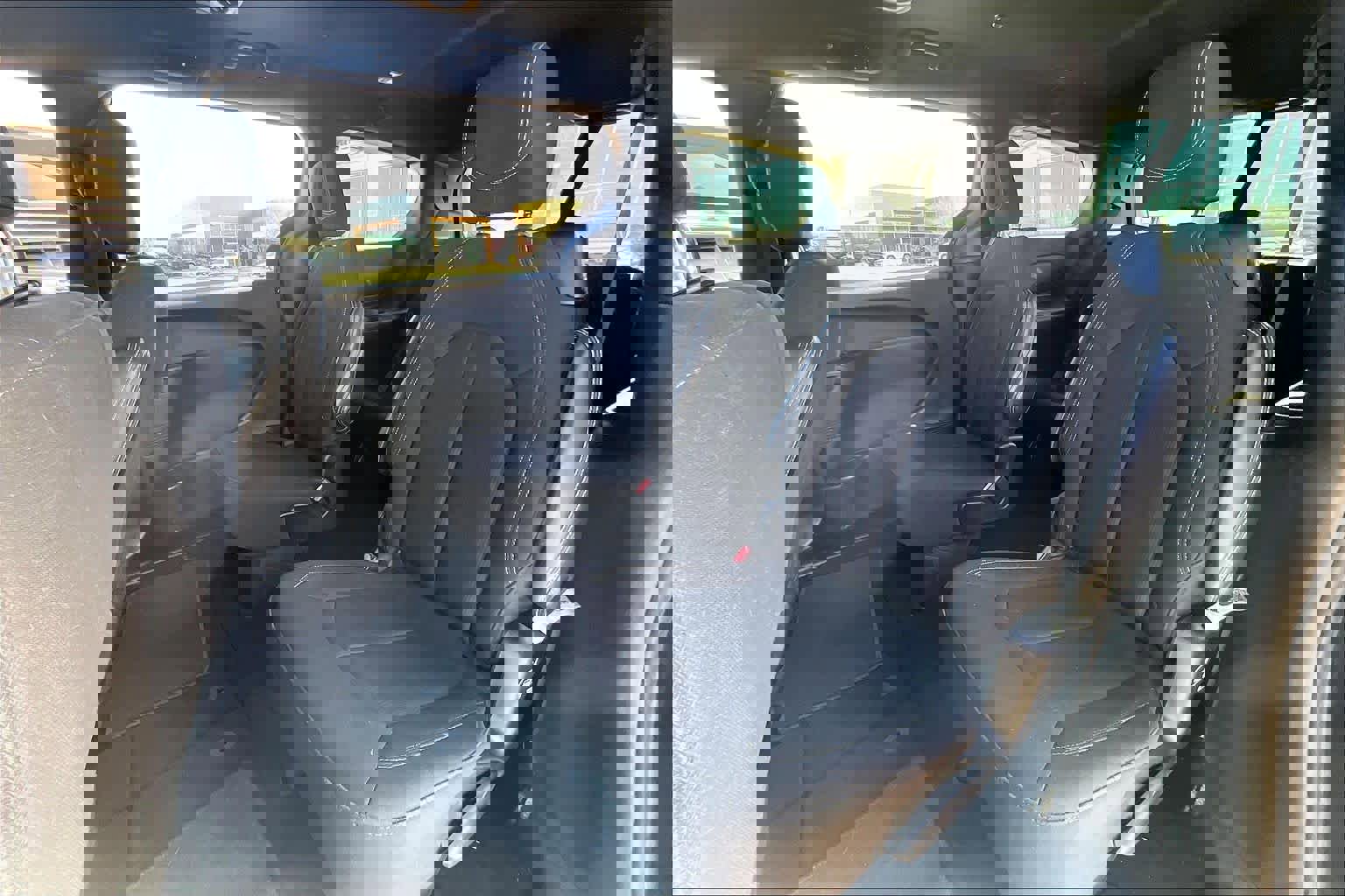 Used 2023 Chrysler Pacifica Touring image 21