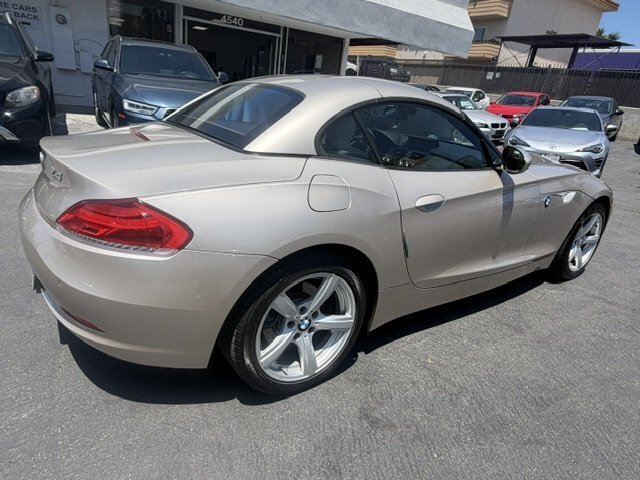 Used 2011 BMW Z4 sDrive30i RWD image 4