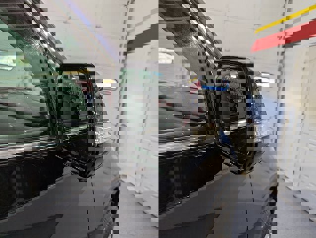 Used 2020 Chevrolet Traverse LT image 50