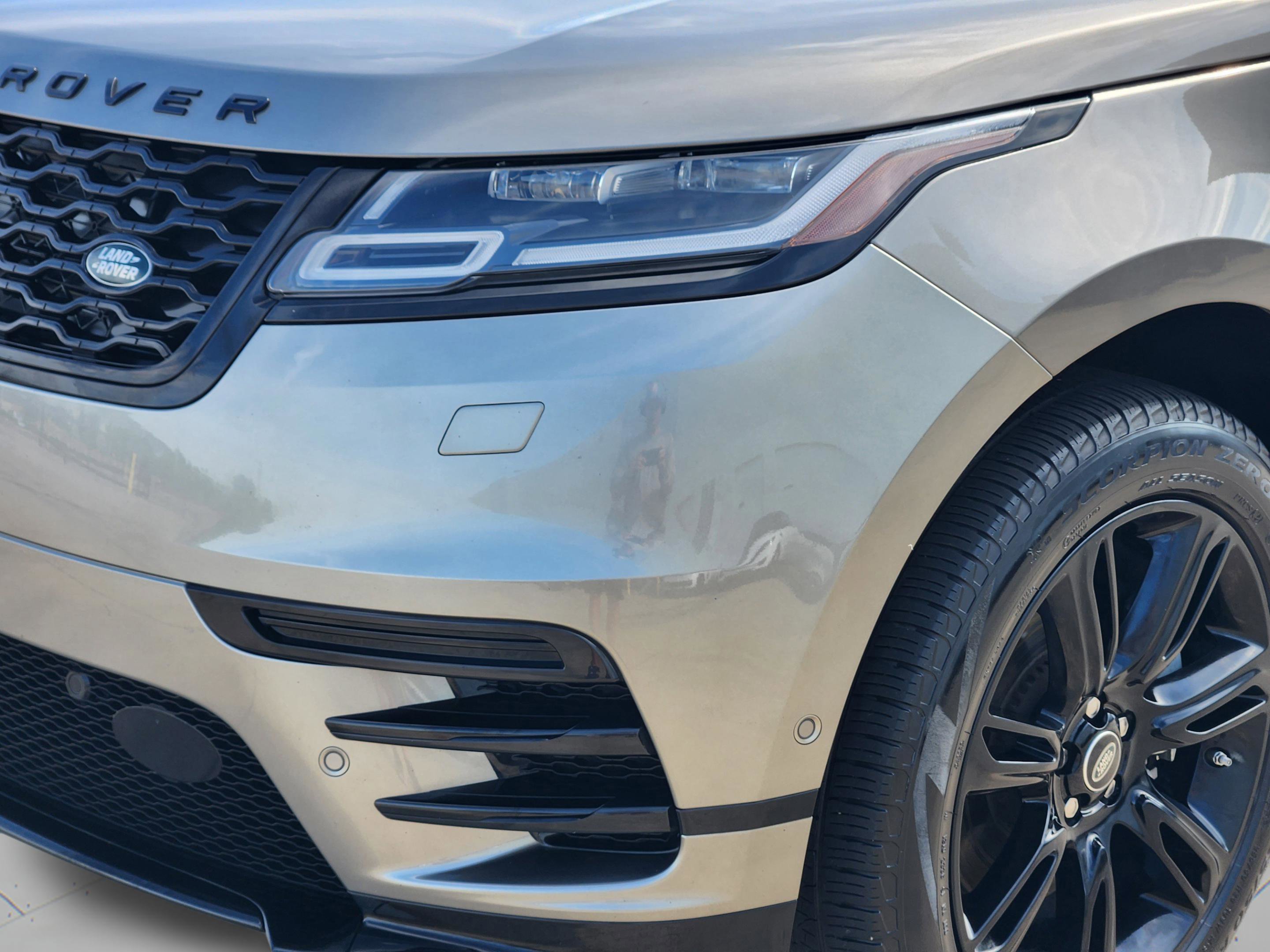 Used 2021 Land Rover Range Rover Velar R-Dynamic S AWD/4WD image 31