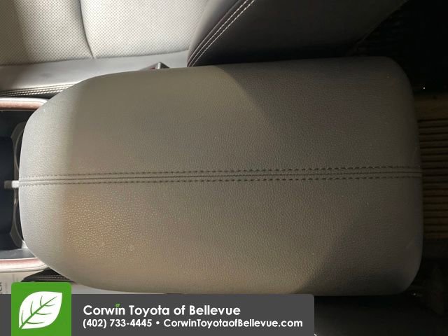 Used 2023 Toyota RAV4 Limited image 26