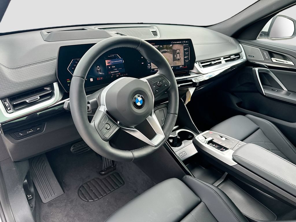 New 2026 BMW X2 xDrive28i w/ Technology Package AWD/4WD image 9