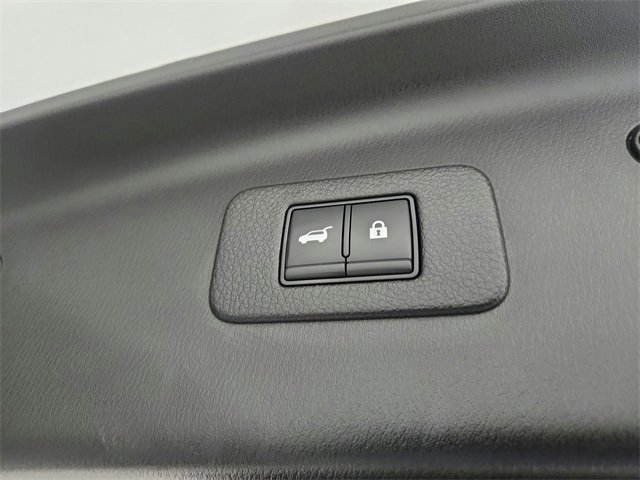 Used 2022 Nissan Armada Platinum w/ Captain's Chairs Package image 52