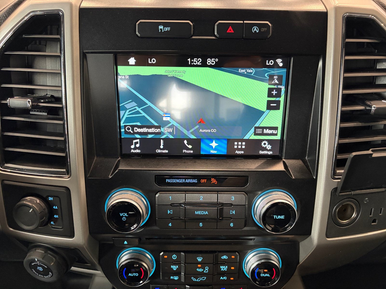 Used 2017 Ford F150 Lariat w/ Equipment Group 501A Mid AWD/4WD image 23