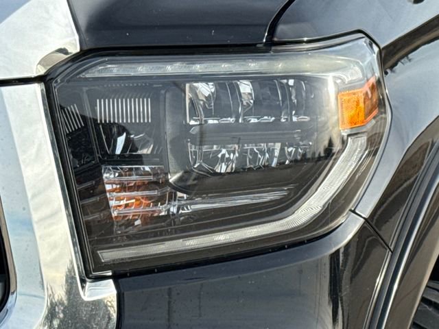 Used 2020 Toyota Tundra Limited w/ Limited Premium Package image 4