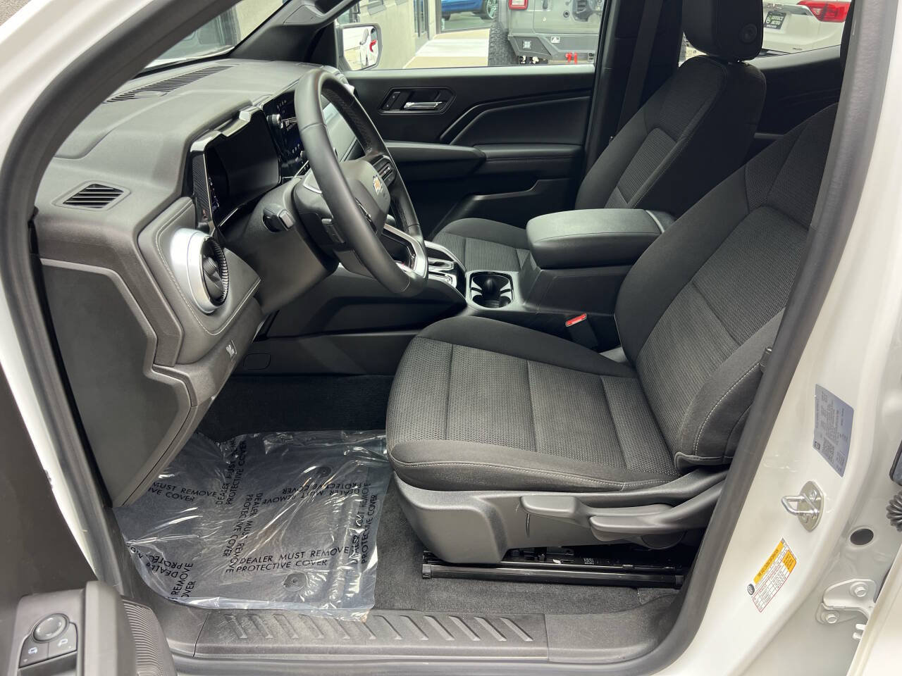 Used 2023 Chevrolet Colorado LT w/ LT Convenience Package AWD/4WD image 14