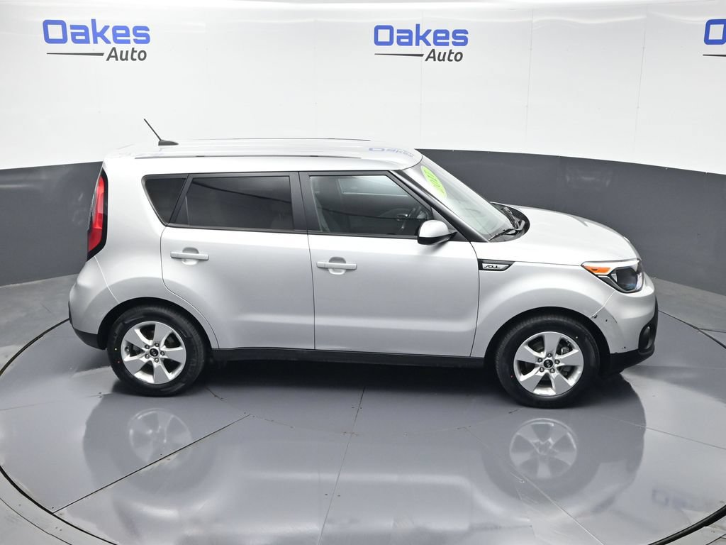 Used 2017 Kia Soul FWD image 48