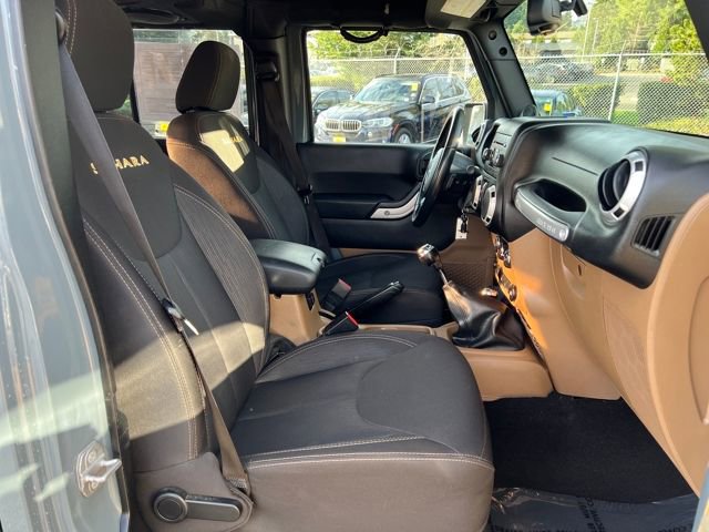 Used 2014 Jeep Wrangler Unlimited Sahara image 9