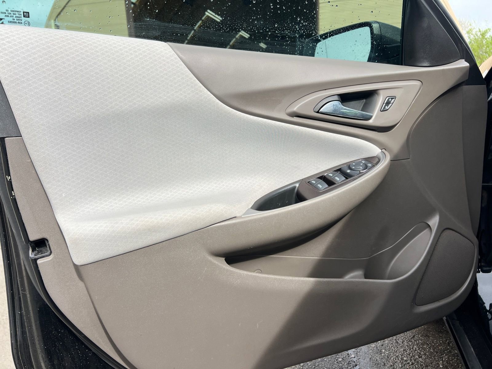 Used 2022 Chevrolet Malibu LS FWD image 19