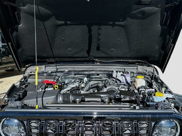 New 2026 Jeep Gladiator Sport AWD/4WD image 28
