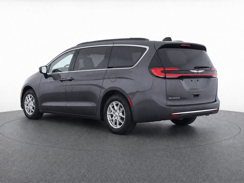 Used 2022 Chrysler Pacifica Touring-L FWD image 7