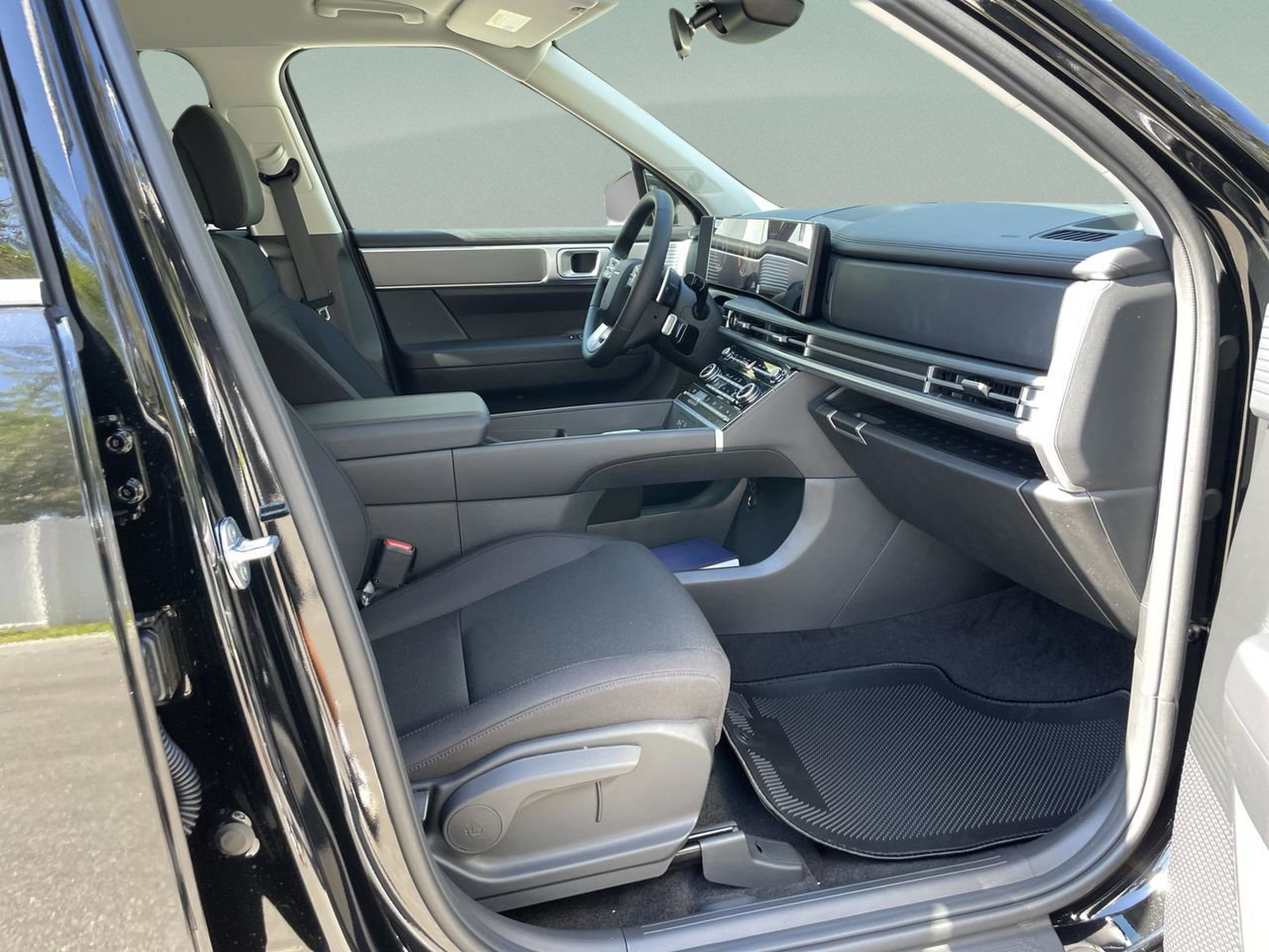 New 2026 Hyundai Santa Fe SE image 19