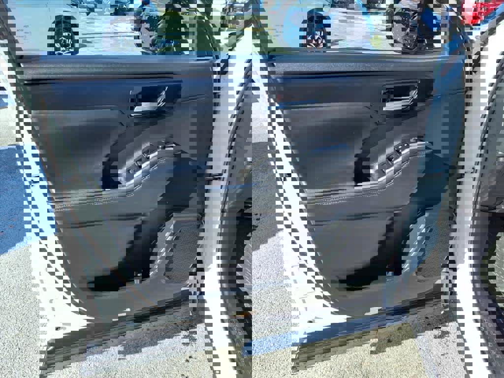 Used 2023 Toyota Highlander XLE image 15